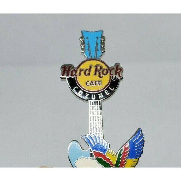 Authentic Hard Rock Café Cozumel Parrot Guitar Lapel Brooch Hat Pin - Picture 6 of 10